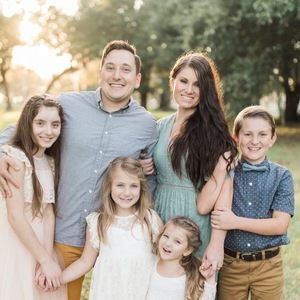 Meet your Posher, Arika